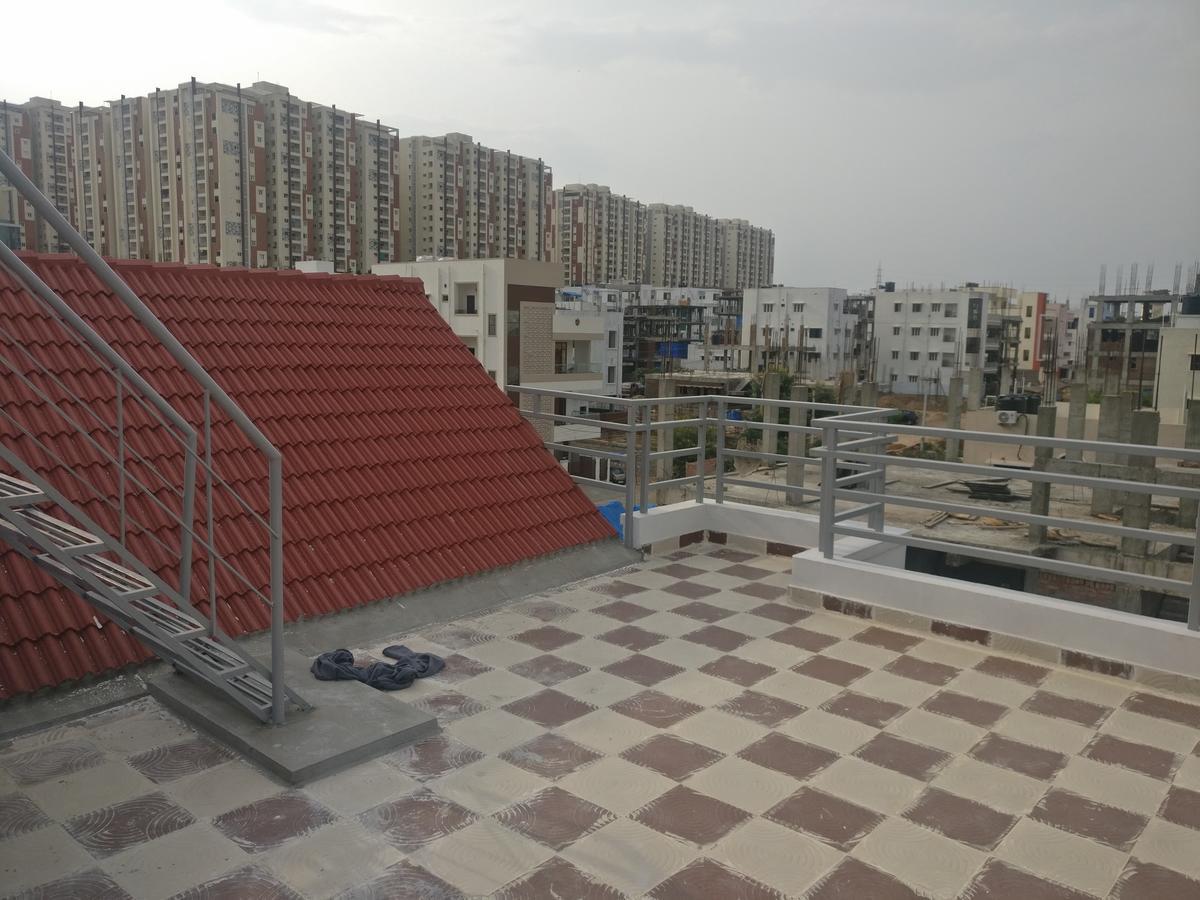 Misty Lake Guest House Hyderabad Exterior photo